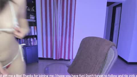 Snapshot of honey_hoe chatting on June 2026 04:03:02 AM Lau online show from June 2026 04:03:02 AM