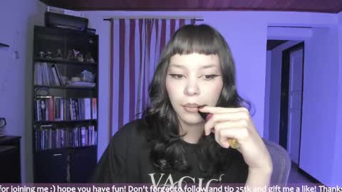 Snapshot of honey_hoe chatting on June 2026 04:17:02 AM Lau online show from June 2026 04:17:02 AM
