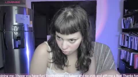 Snapshot of honey_hoe chatting on June 2026 02:16:01 AM Lau online show from June 2026 02:16:01 AM