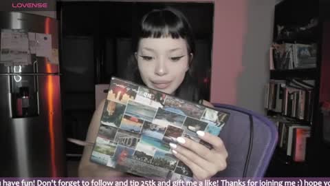 Snapshot of honey_hoe chatting on July 2026 02:46:02 AM Lau online show from July 2026 02:46:02 AM