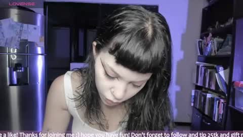 Snapshot of honey_hoe chatting on July 2026 02:51:01 AM Lau online show from July 2026 02:51:01 AM