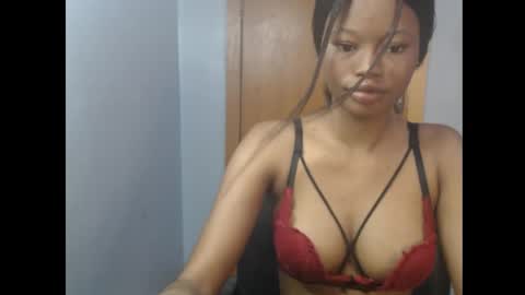 Snapshot of honey_juicydoll chatting on October 2025 07:20:02 AM Sonia online show from October 2025 07:20:02 AM