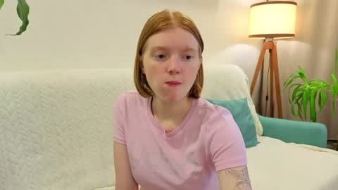 honey_l online show from July 2026 07:00:01 AM