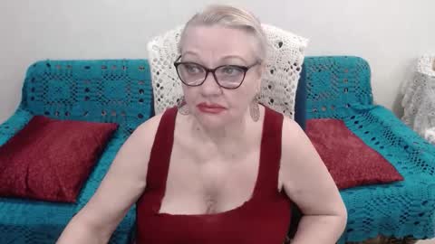 Honey Lady online show from April 2026 08:18:01 AM