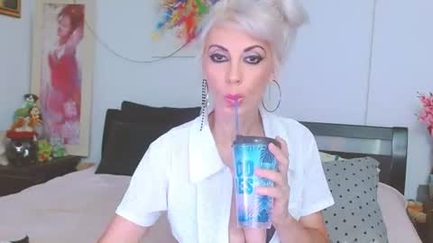 honey_lara online show from July 2026 01:11:01 AM
