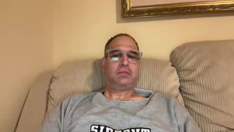honey_man14 online show from May 2026 02:07:02 AM