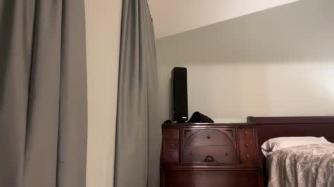 honey_man14 online show from May 2026 12:42:01 PM