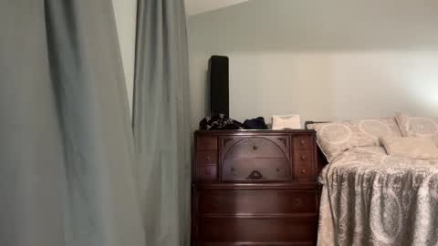 honey_man14 online show from June 2026 07:04:02 PM