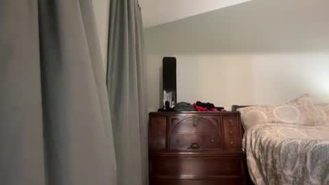 honey_man14 online show from June 2026 03:14:01 PM