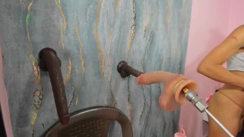 Snapshot of honey_sofii_ chatting on September 2025 11:35:02 AM honey_sofii_ online show from September 2025 11:35:02 AM