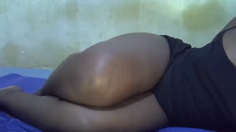 honey_sunshiny online show from May 2026 06:43:01 AM