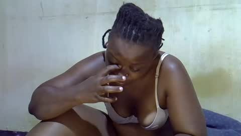 honey_sunshiny online show from June 2026 05:42:02 AM