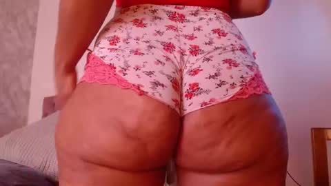 Honey-Sweett online show from July 2026 03:18:02 PM