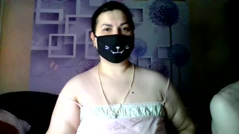 Snapshot of honey_sweet_couple chatting on December 2025 05:37:01 AM Alexa and Oscar online show from December 2025 05:37:01 AM