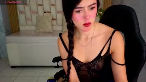 HONEY  online show from July 2026 01:35:02 PM