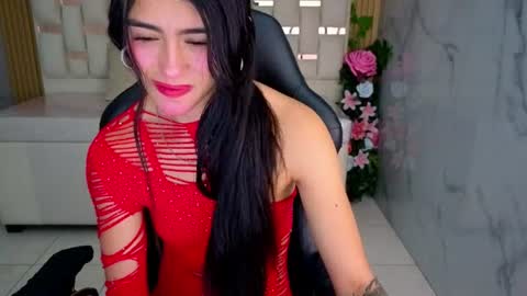 HONEY  online show from July 2026 01:41:02 PM
