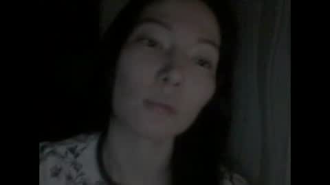 honey_yuzu online show from October 2025 01:00:01 PM