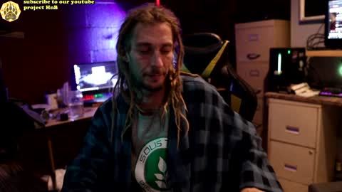 Snapshot of honeyand_thebear chatting on December 2024 03:08:02 AM Honey and Bear online show from December 2024 03:08:02 AM