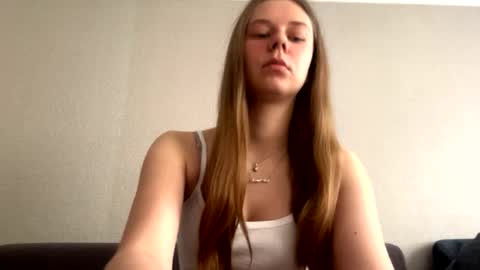 Klara online show from May 2026 09:27:02 AM