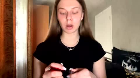 Klara online show from May 2026 11:42:02 AM