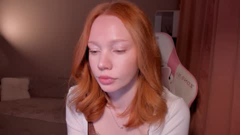 Snapshot of honeyautumn chatting on December 2025 12:38:02 AM honeyautumn online show from December 2025 12:38:02 AM