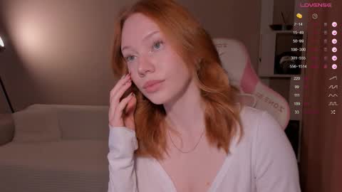 Snapshot of honeyautumn chatting on January 2026 09:28:01 PM honeyautumn online show from January 2026 09:28:01 PM