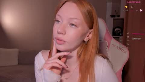 Snapshot of honeyautumn chatting on January 2026 11:53:02 PM honeyautumn online show from January 2026 11:53:02 PM