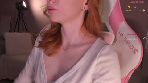 Snapshot of honeyautumn chatting on May 2026 12:30:02 AM honeyautumn online show from May 2026 12:30:02 AM