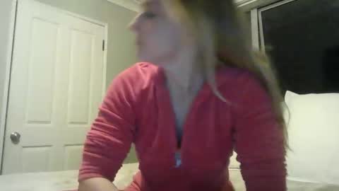 honeyblakex online show from May 2026 09:03:02 AM