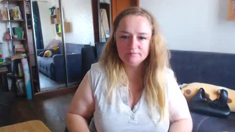 HoneydewMolly online show from July 2026 09:11:02 AM