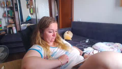 HoneydewMolly online show from July 2026 11:05:02 AM