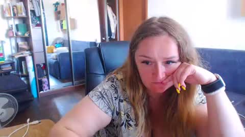 HoneydewMolly online show from July 2026 11:06:02 AM