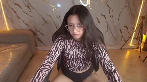 honeydoll_tf online show from May 2026 01:30:02 PM