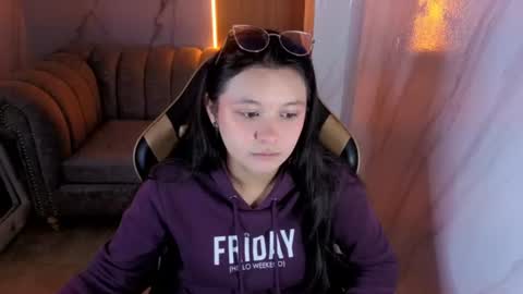 honeydoll_tf online show from June 2026 01:04:02 PM