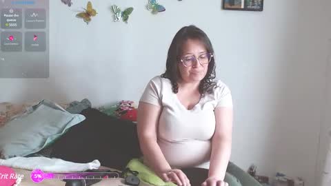 Snapshot of honeyhotpaty chatting on February 2025 09:37:02 PM sofia online show from February 2025 09:37:02 PM