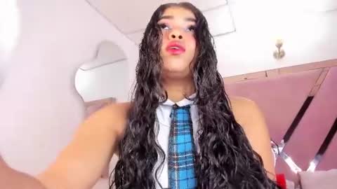 honeyht online show from July 2026 12:30:01 PM