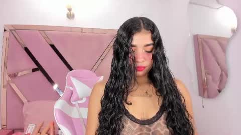 honeyht online show from July 2026 12:07:02 PM