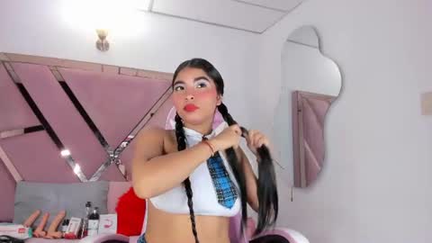 honeyht online show from July 2026 12:23:01 PM