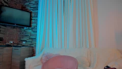Alexia online show from June 2026 06:51:02 AM