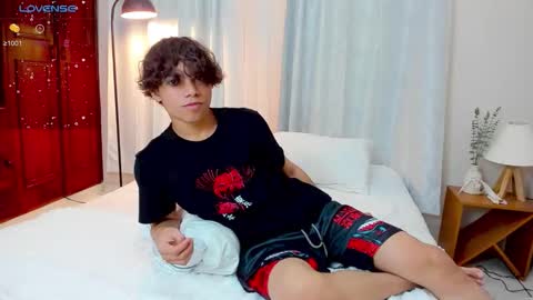 honeymoon_sariel online show from October 2025 02:04:02 PM