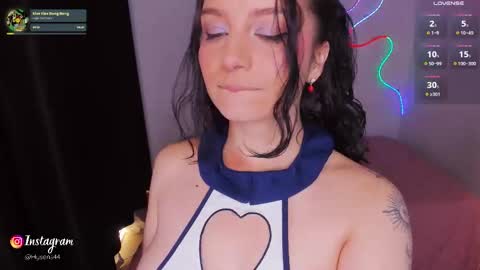 Snapshot of honeymoontea chatting on January 2026 11:18:01 PM online show from January 2026 11:18:01 PM