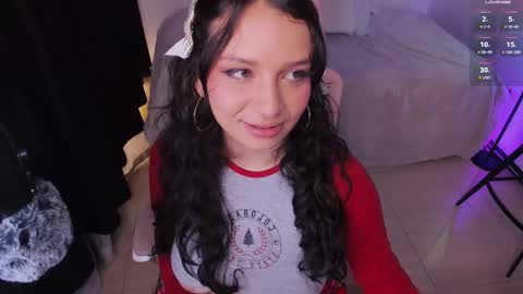 Snapshot of honeymoontea chatting on February 2026 12:49:01 AM online show from February 2026 12:49:01 AM