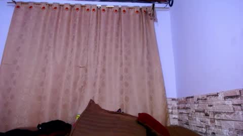 Victoria online show from November 2025 10:18:01 AM