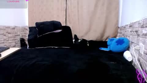 Snapshot of honeypussy3021 chatting on March 2026 09:28:01 AM Victoria online show from March 2026 09:28:01 AM