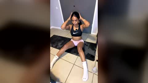 Snapshot of honeyrayxx chatting on July 2026 06:27:02 AM honeyrayxx online show from July 2026 06:27:02 AM
