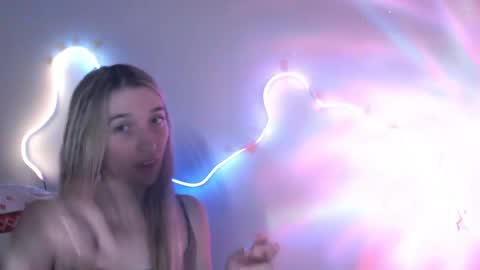honeyveil online show from June 2026 05:07:01 PM