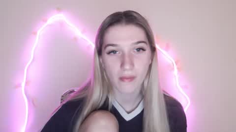 honeyveil online show from July 2026 12:08:02 PM