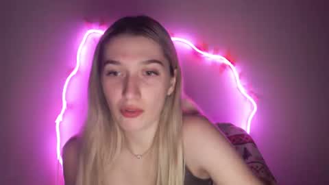 honeyveil online show from July 2026 07:16:01 PM