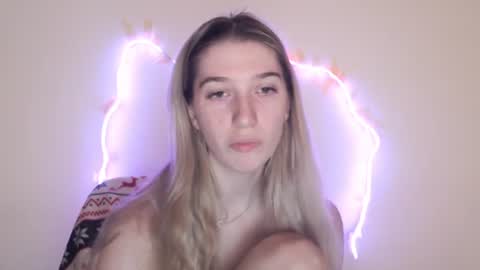 honeyveil online show from July 2026 01:09:01 PM