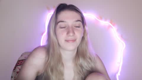 honeyveil online show from July 2026 02:35:02 PM